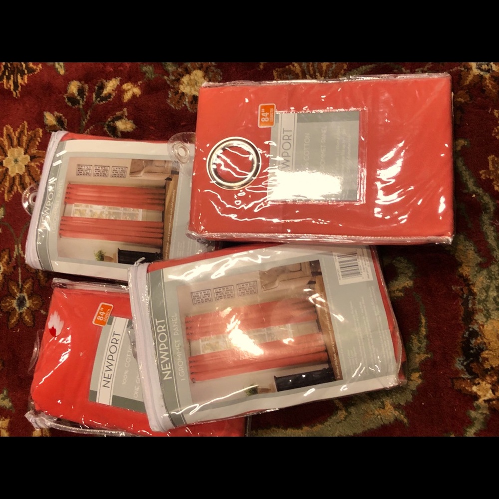 NWT Newport Grommet Panels 84”
